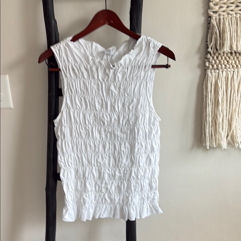 Topshop Bright White Sleeveless Smocked Top. Sz S